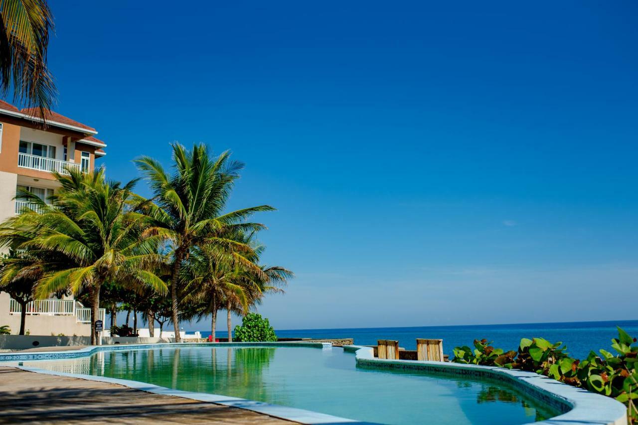 Апартаменты Ocho Rios Penthouse At Whispering Seas Экстерьер фото